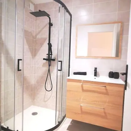 Maison Avec Courette - 4 Pers - Wifi Et Linge Inclus Appartement
